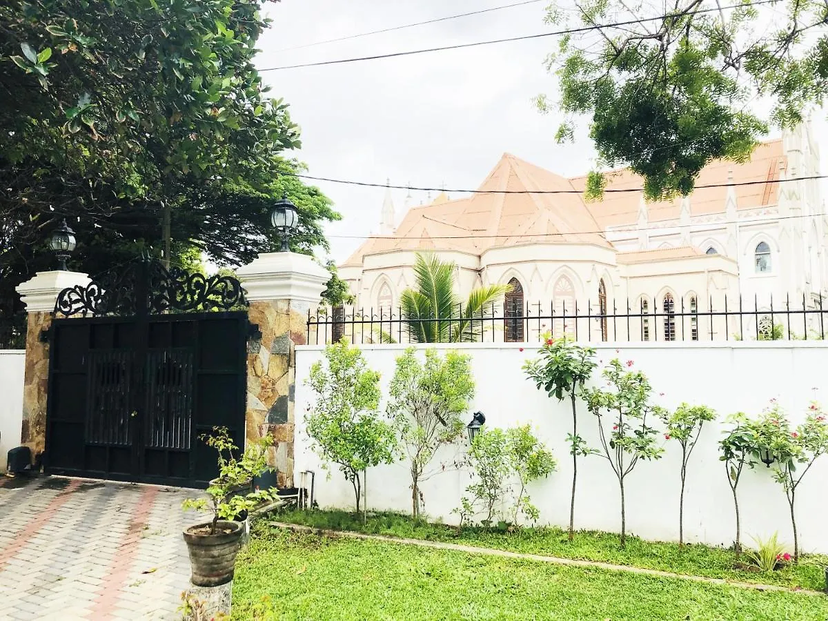 Grand Villa Negombo Hotel